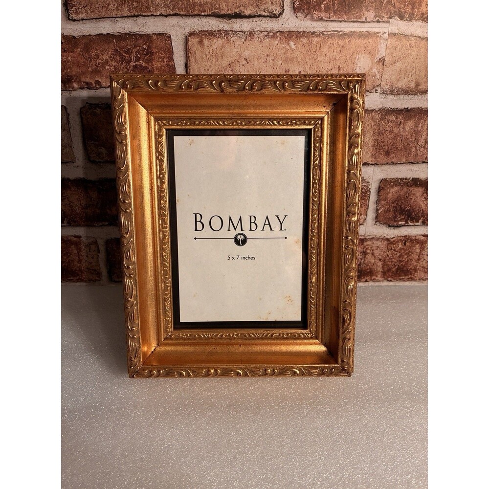 Bombay Vintage Gold Ornate Frame Holds 5”x7” Photo. Can Be Used On Wall Or Table
